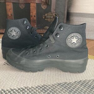 Converse Chuck Taylor All Star Lug Sole High Top